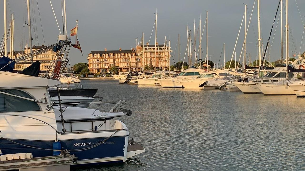 Apartamento Puerto Deportivo Marina De Santander Exteriör bild